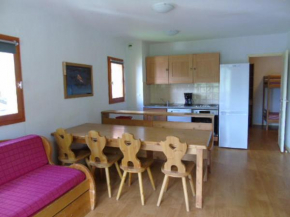 Appartement 8 pers avec balcon près télécabine et commerces - FR-1-561-95